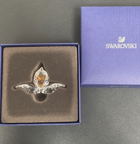 Bnib genuine swan signed - **bnib**,